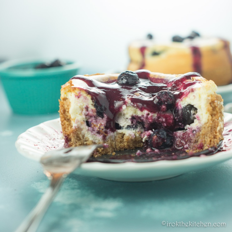 mini-blueberry-cheesecakes-16